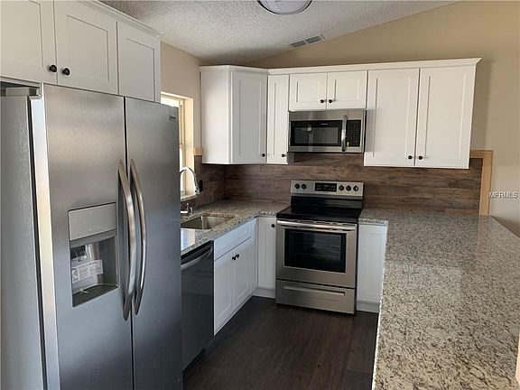 3rd image of 3431 Cove Ct E