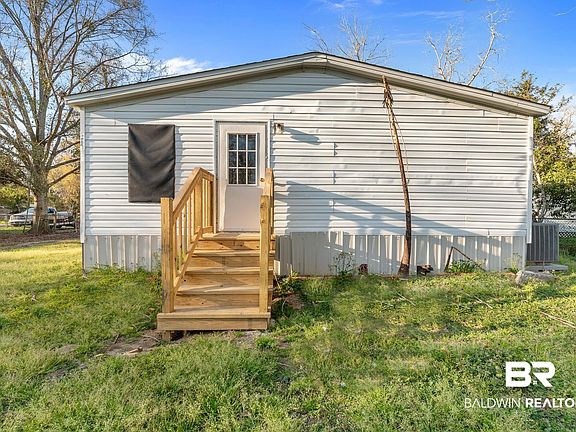 4th image of 7695 Bermuda Dr