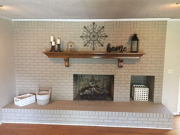 2nd image of 104 Wildhaven Dr