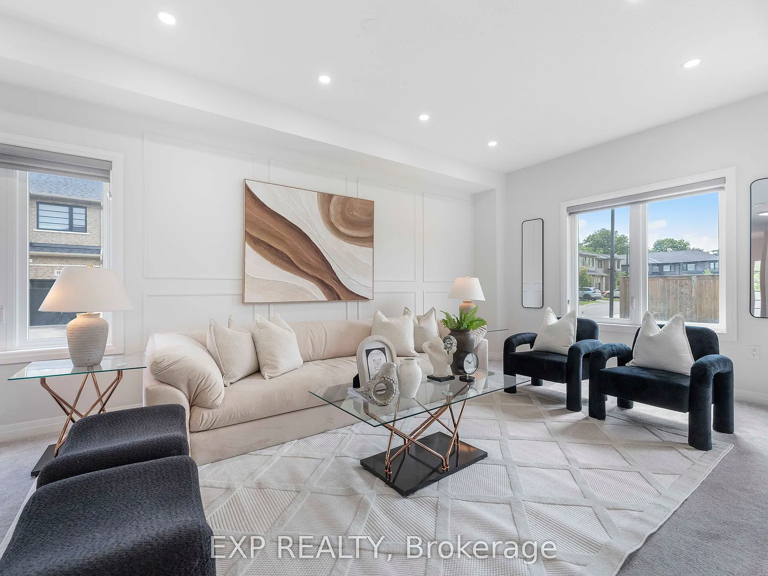 520 Grey St — Photo 3