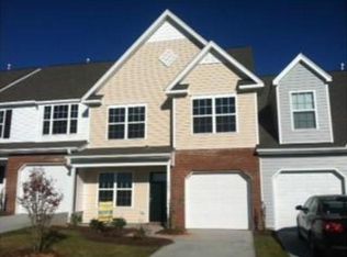 543 Song Sparrow Ln, Greensboro, NC 27409