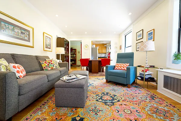 Rented by Buchbinder & Warren | media 2