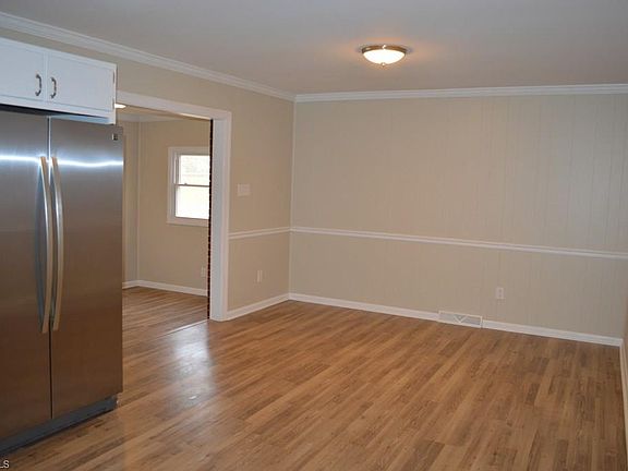 5th image of 3223 Oberlin Dr