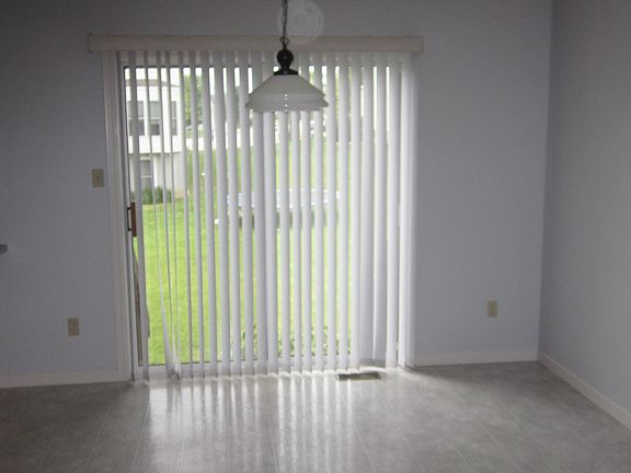 Breakfast room with sliding glass dooe to patio