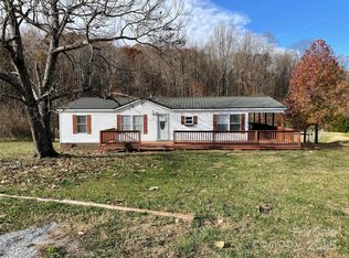 1005 Spring Meadow Dr, Woodleaf, NC 27054