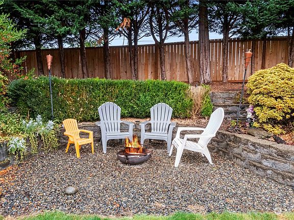 3rd image of 12121 202nd Avenue Ct E