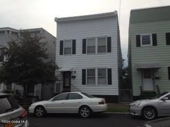 1620 6th Avenue, Watervliet, NY 12189