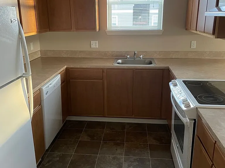 Baxter Ridge Apartments — Photo 65
