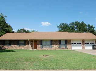 1601 Laura Ln, College Station, TX 77840