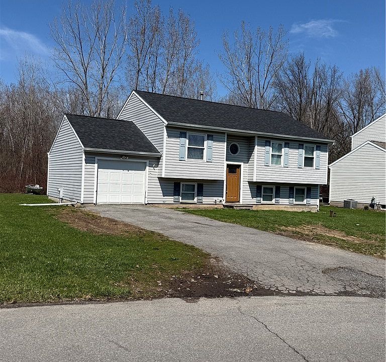 1st image of 8407 Shoveler Ln