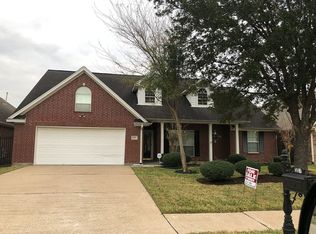307 Friends Knoll Ln, Friendswood, TX 77546
