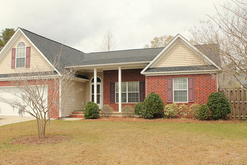 1st image of 108 Summer Trace Dr