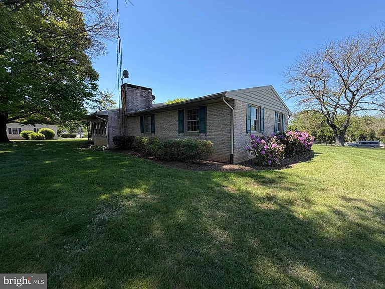 2381 Beaver Valley Pike — Photo 4