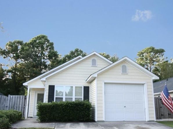 1113 Loman Ln