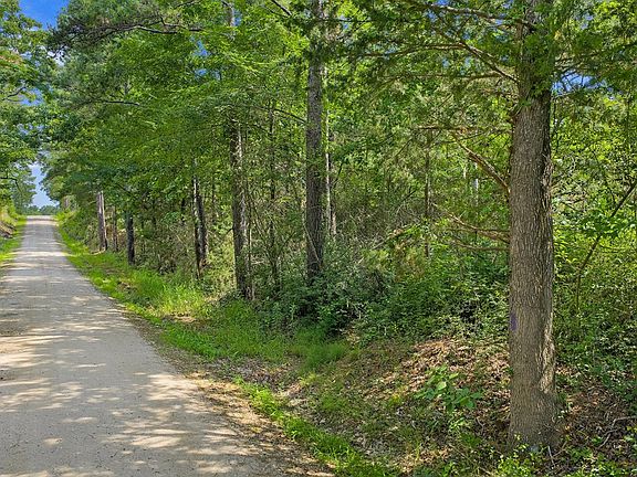 2nd image of 600 County Road 3822