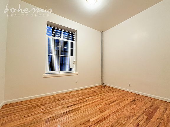 5th image of 678 Academy St #5A