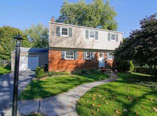 2120 Herbert Dr, Bethlehem, PA 18018