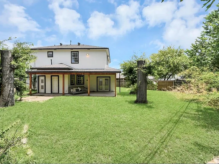 10535 Emnora Ln — Photo 48