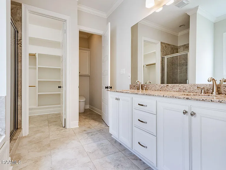 405 S Montauban Dr — Photo 21