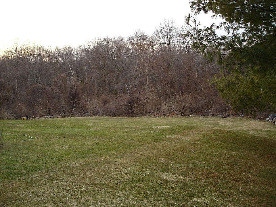 2nd image of 189 Old Sylvan Lake Rd