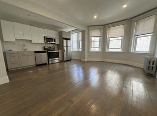 116 Park Dr #16, Boston, MA 02215