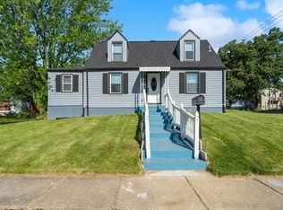 30 Walkern Rd, Essex, MD 21221