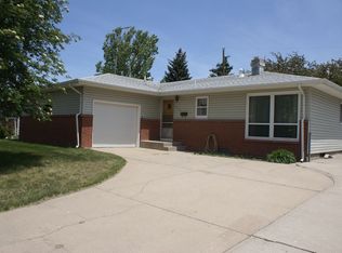 725 Taft Ave, Cheyenne, WY 82001