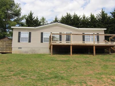 98 Foxfire Ln, Galax, VA, 24333