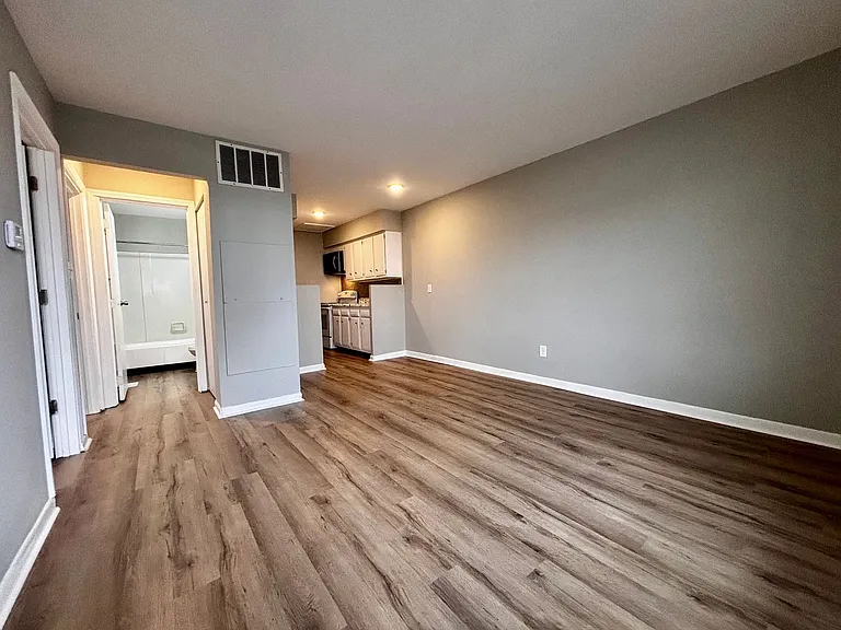314 - 322 Kenbrook Drive — Photo 15