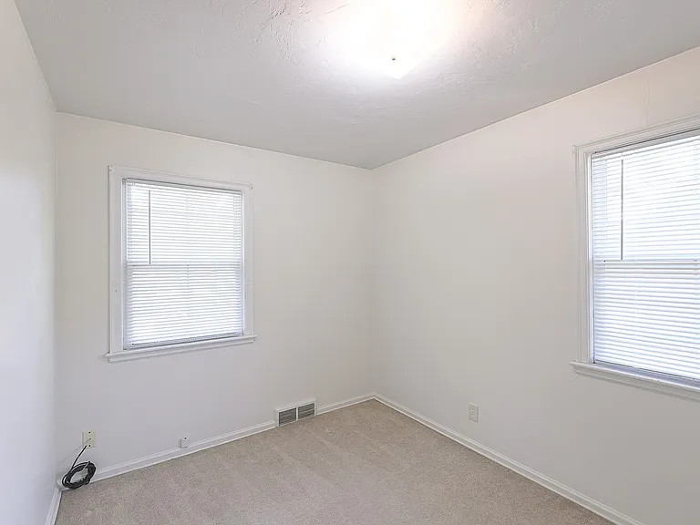 3517 Apple St — Photo 17