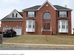 9 Ellis Ct, Morganville, NJ 07751