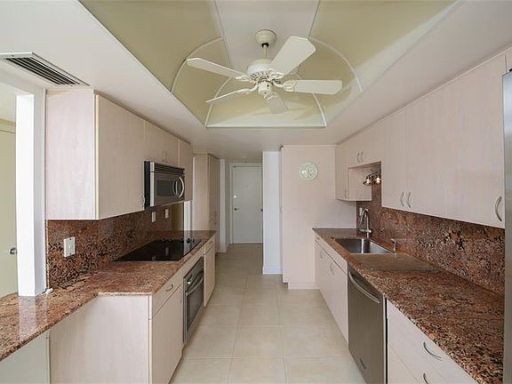 4th image of 1700 Benjamin Franklin Dr APT 6E