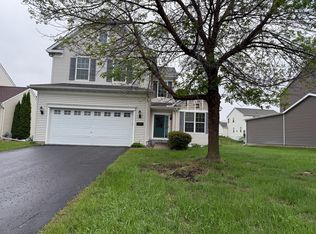 1857 Penstemon Ln, Shakopee, MN 55379