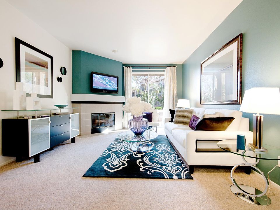 1st image of 720 Camino De La Reina APT 216