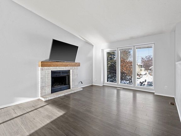 4th image of 4108 E 24th Ave
