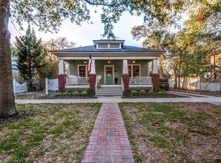 910 S Elm Ave, Sanford, FL 32771