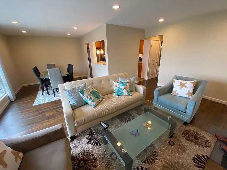 28 Rockford Ave — Photo 11