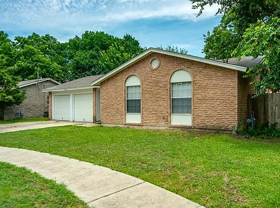 2nd image of 3709 Lindsey Ct