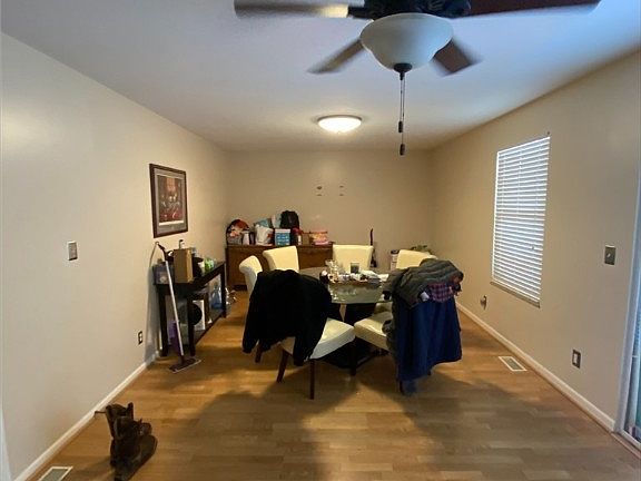 4th image of 815 King Harry Pl