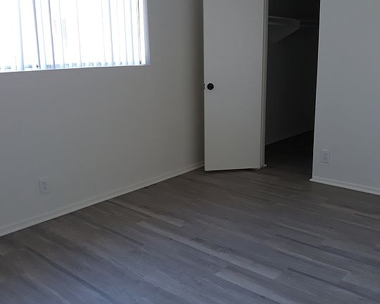 2nd image of 320 S Harvard Blvd #10