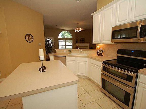 2nd image of 311 Diamond Bay Dr