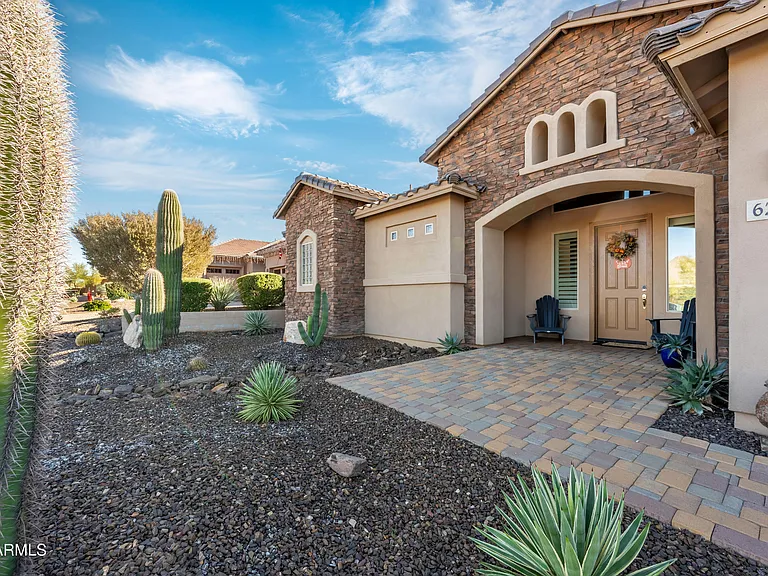6237 E Bramble Berry Ln — Photo 4