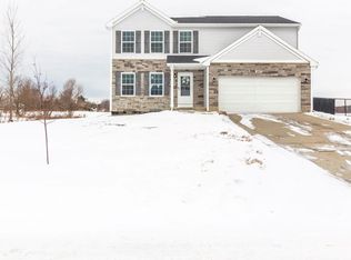 2884 Berkshire St, Lapeer, MI 48446