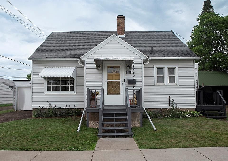 1st image of 1111 16th Avenue