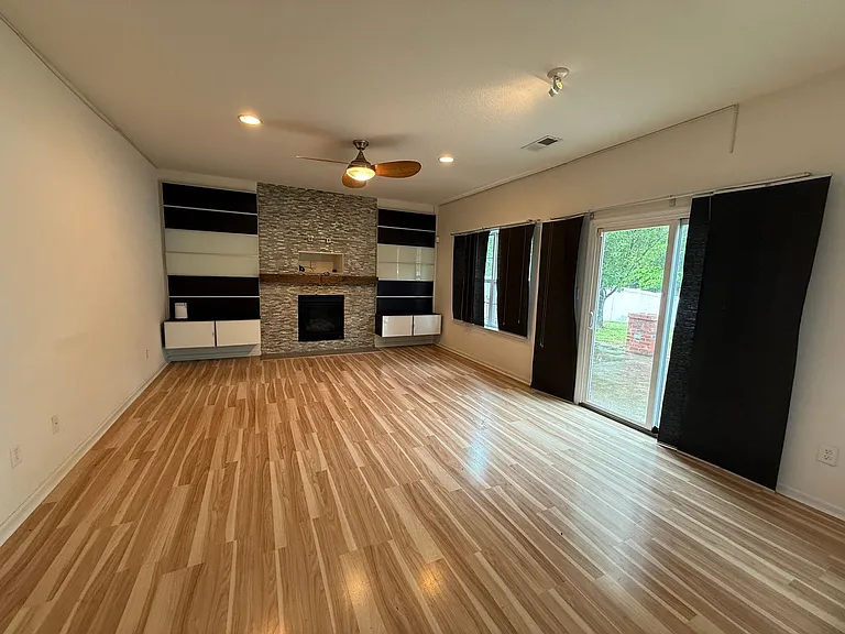 1204 Monarch Reach — Photo 3