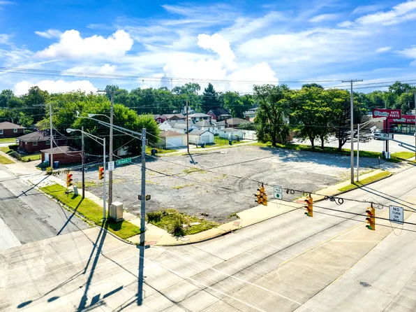 3701 Grant St, Gary, IN 46408