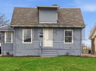 19625 Shelton Dr, Cleveland, OH