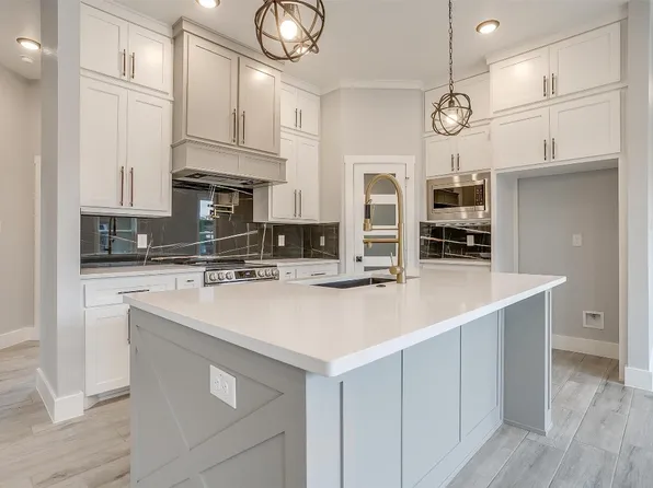 7103 Gillis Johnson St, Fort Worth, TX 76179