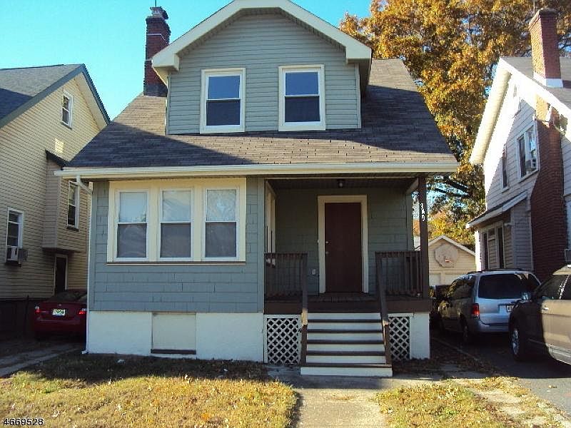 1st image of 349 N Maple Ave #1