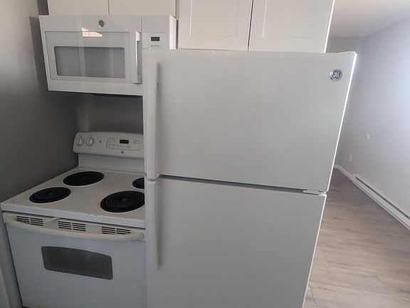 4th image of 220 Glen Haven Rd APT B